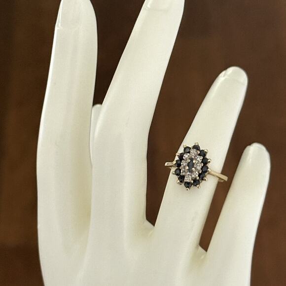 Vintage 10K Yellow Gold Sapphire & Diamond Halo Cluster Ladies Band Ring Size 6 - Picture 14 of 16